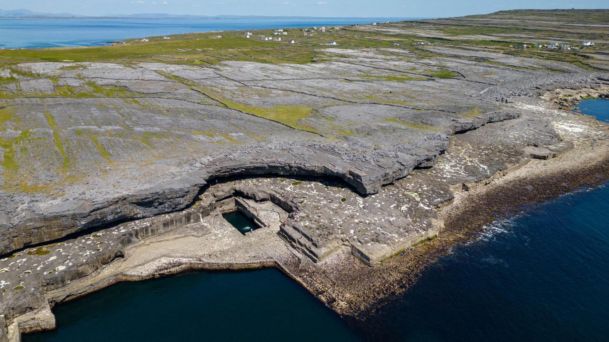 Aran Walkers Lodge Inis Mór Extérieur photo