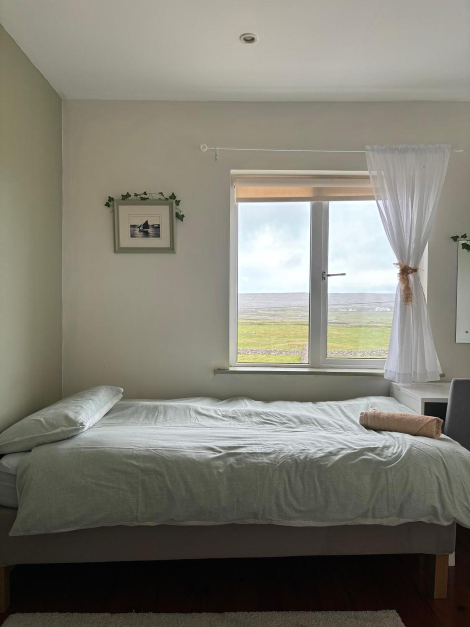 Aran Walkers Lodge Inis Mór Extérieur photo