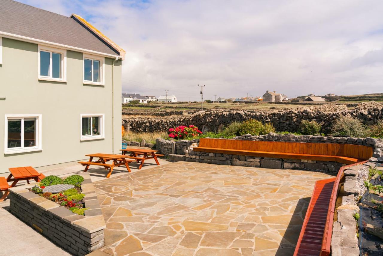 Aran Walkers Lodge Inis Mór Extérieur photo