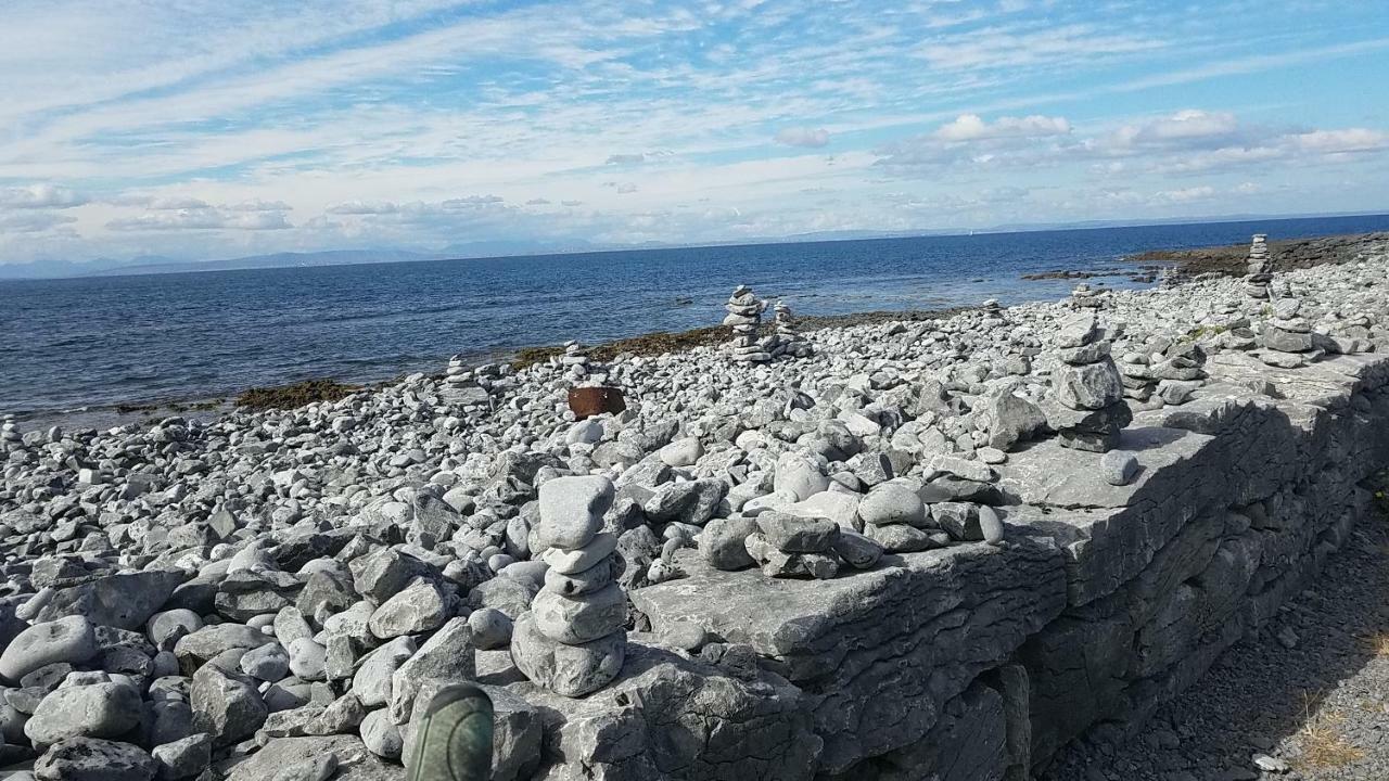 Aran Walkers Lodge Inis Mór Extérieur photo