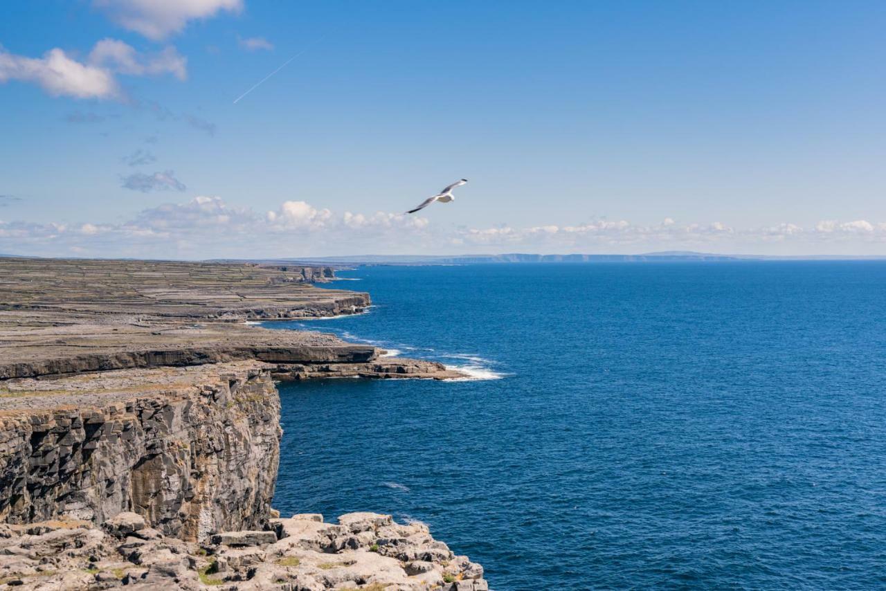 Aran Walkers Lodge Inis Mór Extérieur photo